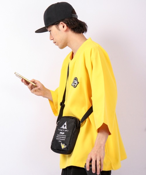 A.T,C in the attic homme(エーティーシーインジアティックオム)の「Vネック半袖ビッグシルエットプルオーバー(Tシャツ/カットソー・メンズ・ブラック/イエロー/グリーン・M/L)」の16枚目の写真