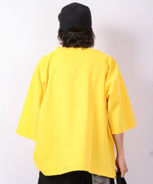 A.T,C in the attic homme(エーティーシーインジアティックオム)の「Vネック半袖ビッグシルエットプルオーバー(Tシャツ/カットソー・メンズ・ブラック/イエロー/グリーン・M/L)」の17枚目の写真