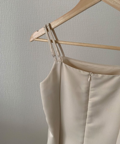 JUNOAH（ジュノア）の「Iラインキャミワンピース（ワンピース・レディース・ブラック/ブラウン/アイボリー/グレイッシュベージュ/ブルー/ミント・MEDIUM/LARGE/X-LARGE）」の13枚目の写真