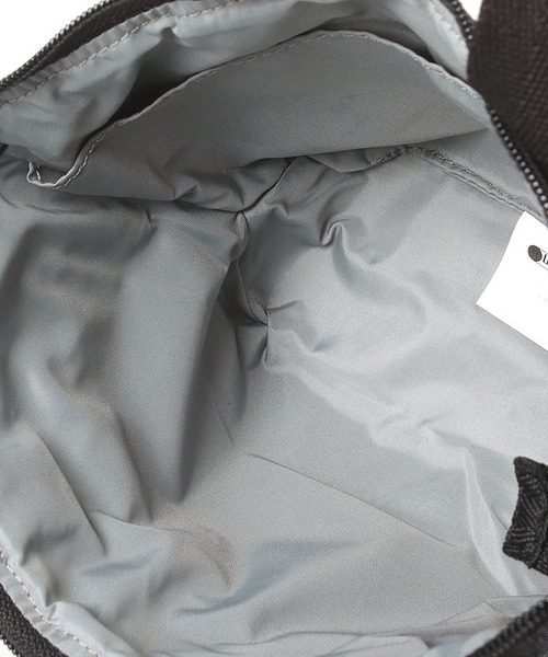 LeSportsac(レスポートサック)の「MINI CROSSBODY リサイクルドブラックJP(ショルダーバッグ・レディース・ブラック・FREE)」の10枚目の写真