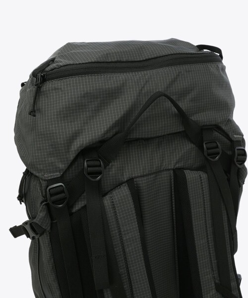 MOUNTAIN HARDWEAR(マウンテンハードウェアー)の「【Mountain Hardwear】マウンテンライト38(バックパック/リュック・メンズ・ブラック・FREE)」の10枚目の写真