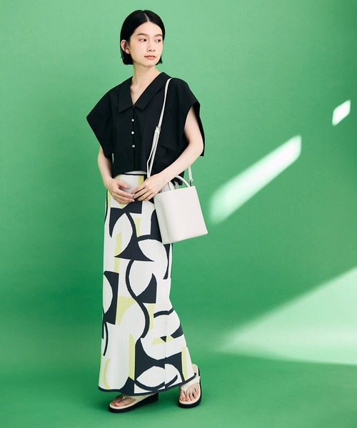 ADAM ET ROPE'（アダムエロペ）の「ダブルポケット2WAYバッグ（ショルダーバッグ・レディース・オフホワイト/キャメル/ブラック・FREE）」の8枚目の写真