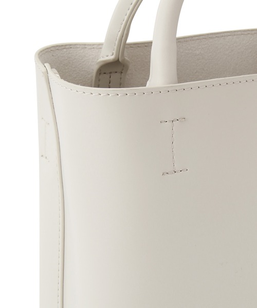 ADAM ET ROPE'（アダムエロペ）の「ダブルポケット2WAYバッグ（ショルダーバッグ・レディース・オフホワイト/キャメル/ブラック・FREE）」の9枚目の写真