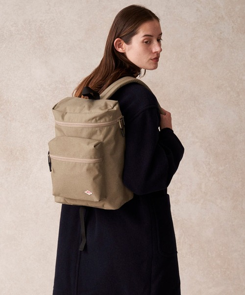 DANTON（ダントン）の「DANTON | コーデュラナイロン チューブラーバックパック S（バックパック/リュック・レディース・ブラック/グレイッシュベージュ・ONE SIZE）」の3枚目の写真