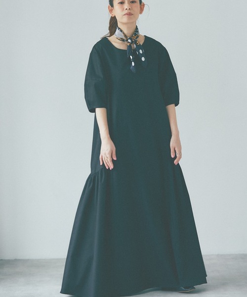 and R（アンドアール）の「サイドギャザーマキシワンピース（ワンピース・レディース・オフホワイト/ブラック・FREE）」の7枚目の写真