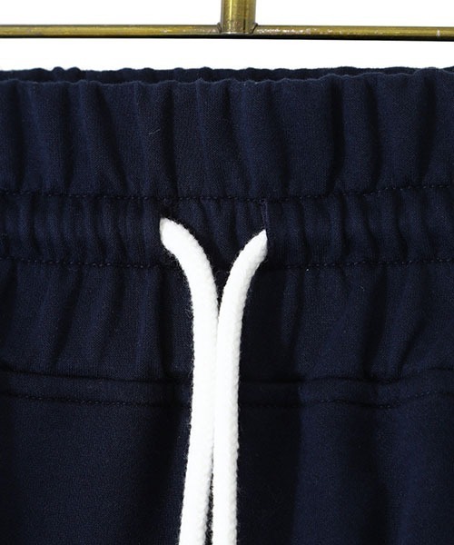 DIGAWEL（ディガウェル）の「DIGAWEL / ディガウェル：CRST TRACK PANTS：PPOANM0095[COR]（スウェットパンツ・メンズ・ネイビー/グレー・2/1）」の11枚目の写真