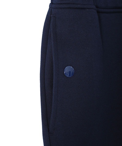 DIGAWEL（ディガウェル）の「DIGAWEL / ディガウェル：CRST TRACK PANTS：PPOANM0095[COR]（スウェットパンツ・メンズ・ネイビー/グレー・2/1）」の9枚目の写真