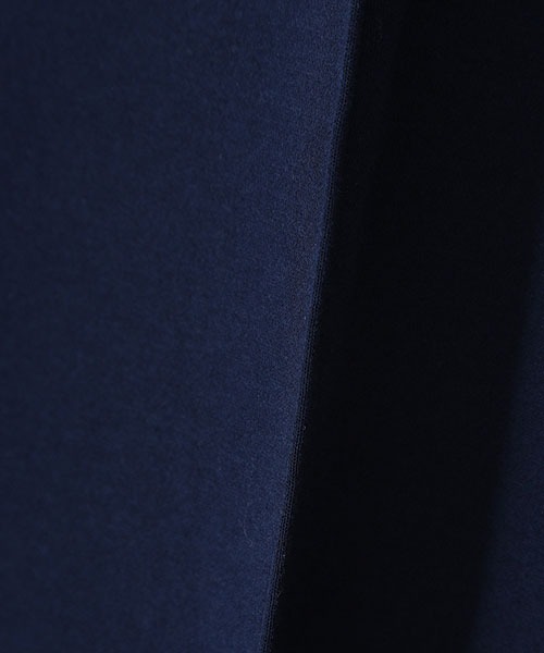 DIGAWEL（ディガウェル）の「DIGAWEL / ディガウェル：CRST TRACK PANTS：PPOANM0095[COR]（スウェットパンツ・メンズ・ネイビー/グレー・2/1）」の7枚目の写真