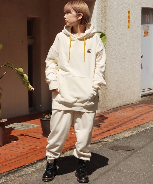 VANS（バンズ）の「VANS/ヴァンズ M AP CAMPER GX PO HOODIE グラフィックパーカー フーディー（パーカー・メンズ・ブラック/ホワイト・XL/L/M）」の21枚目の写真