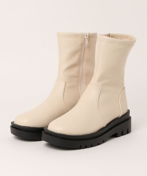 clear（クリア）の「タンクソールショートブーツ（ブーツ・レディース・ブラック/アイボリー・M/L）」の10枚目の写真