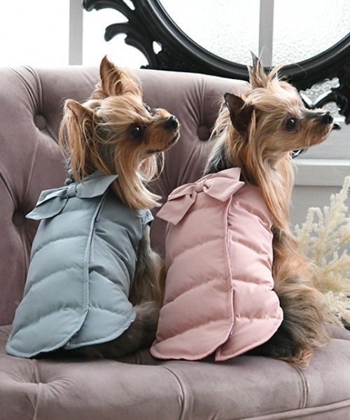 One Octave（ワンオクターヴ）の「One Octave/リボン付ダウンベスト（ペットウェア・レディース・ピンク/ブルー・2XS/XS/S/M/L/2L/2M）」の3枚目の写真