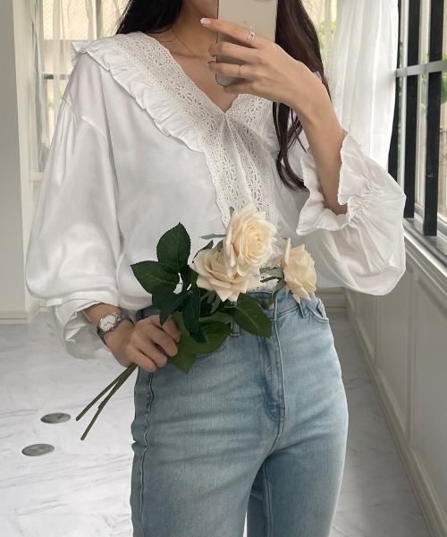 OLUPIC（オルピック）の「OLUPIC/【WEB限定】ボリュームスリーブレース切り替えフリルブラウス（シャツ/ブラウス・レディース・ホワイト/ブラック/ライトベージュ/ライトパープル・FREE）」の22枚目の写真