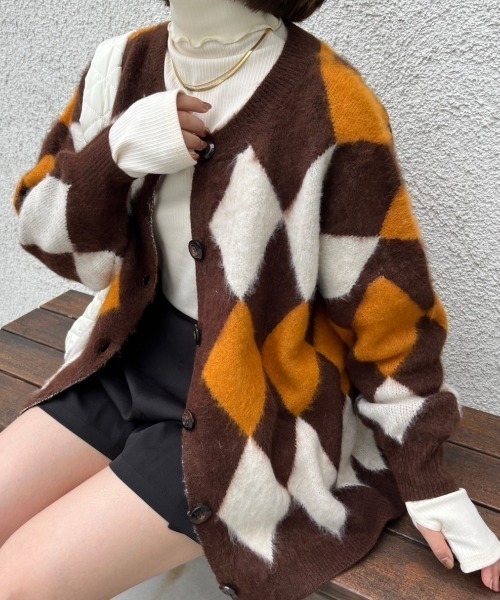 nemne store（ネンネストア）の「総柄起毛モヘアライクニットカーディガン（カーディガン/ボレロ・レディース・ネイビー/ピンク/ブラウン/グリーン・フリー）」の2枚目の写真