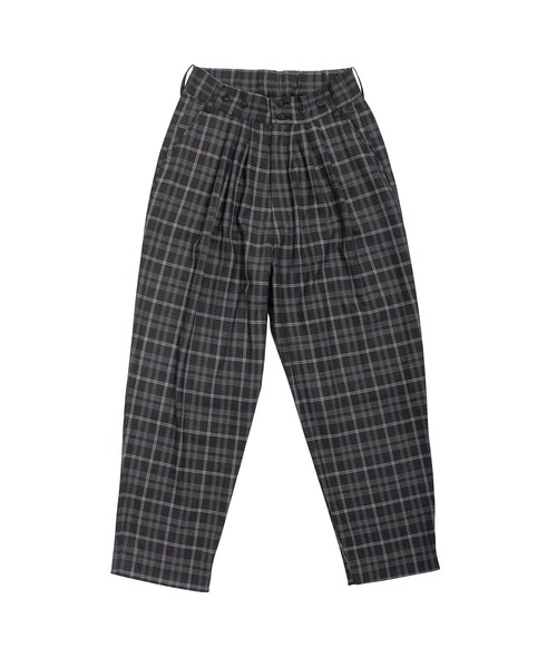 INTERPLAY(インタープレイ)の「【INTERPLAY x AYA】バルーン 3タック サスペンダー パンツ(スラックス・レディース・ネイビー/ブラウン/ブラック・FREE)」の12枚目の写真