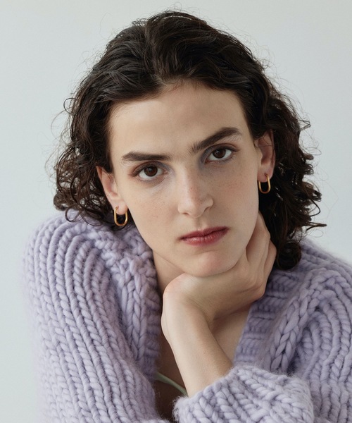 CENE（セネ）の「【CENE】セネ/ハグピアス（ピアス（両耳用）・レディース・ゴールド・FREE）」の4枚目の写真