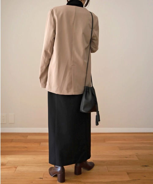 UNFIELD（アンフィールド）の「【UNFIELD】Uネックプルオーバー（シャツ/ブラウス・レディース・ベージュ/ブラック・FREE）」の17枚目の写真