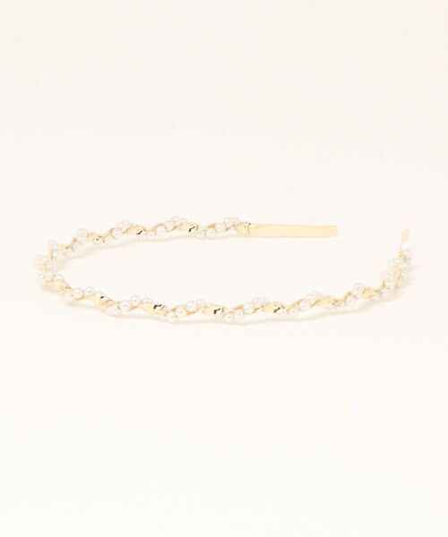 Three Four Time（ｽﾘｰﾌｫｰﾀｲﾑ）の「パールツイストメタルカチューシャ【結婚式/パーティ/フォーマル/デイリー】（カチューシャ・レディース・シルバー/ゴールド・FREE）」の3枚目の写真