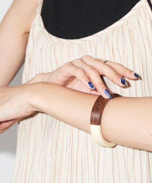 セール】ツートンウッドバングル（バングル/リストバンド）｜Auntie