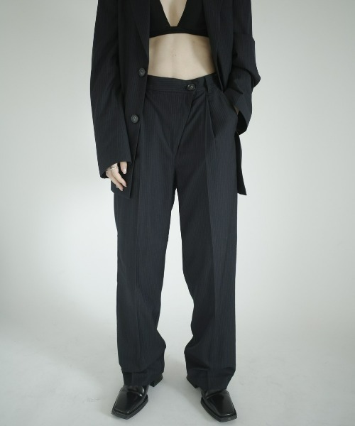 INTER FACTORY(インターファクトリー)の「RUKA - アシンメトリーデザインスラックス made in INTER FACTORY(その他パンツ・レディース・ネイビー/グレー・SMALL/MEDIUM)」の7枚目の写真