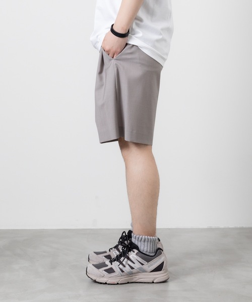 ATTACHMENT（アタッチメント）の「WO/TAウォッシャブルトロピカル ベルテッドショーツ  /  WO/TA WASHABLE TROPICAL BELTED SHORTS（スラックス・メンズ・ブラック/グレー・2/1/3）」の5枚目の写真