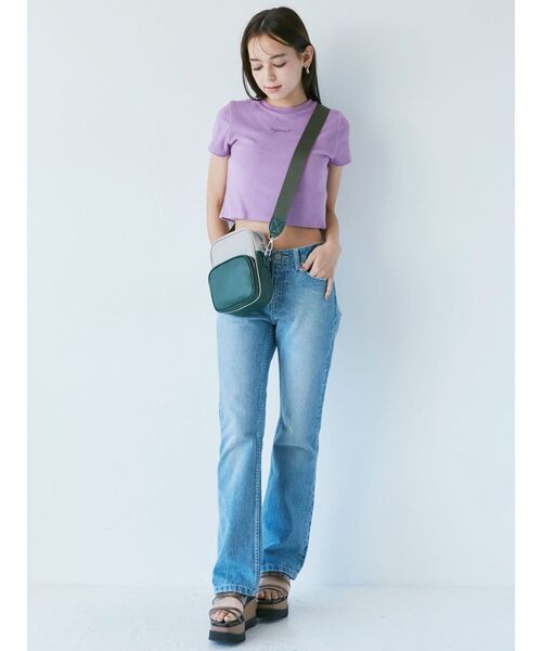 MURUA（ムルーア）の「パイルクロップドTシャツ（Tシャツ/カットソー・レディース・ブラック/パープル・FREE）」の4枚目の写真