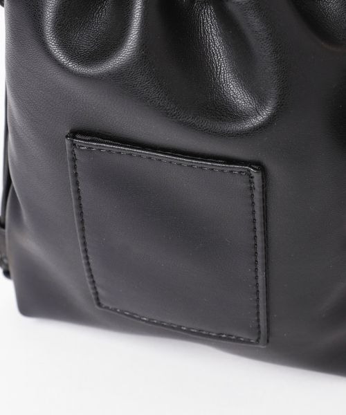 mysty woman（ミスティウーマン）の「スマホショルダーBAG 187221（ショルダーバッグ・レディース・ブラック/アイボリー・FREE）」の19枚目の写真