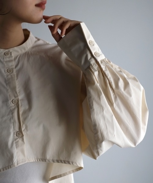 r.（アールドット）の「ブロード クロップド フレアブラウス（シャツ/ブラウス・レディース・ホワイト/グレー/ブラック/ライトブルー/アイボリー・FREE）」の18枚目の写真