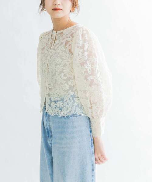 KBF（ケイビーエフ）の「オーガンジーフラワークロップドブラウス（シャツ/ブラウス・レディース・カーキ/ブラック/アイボリー・ONE）」の8枚目の写真