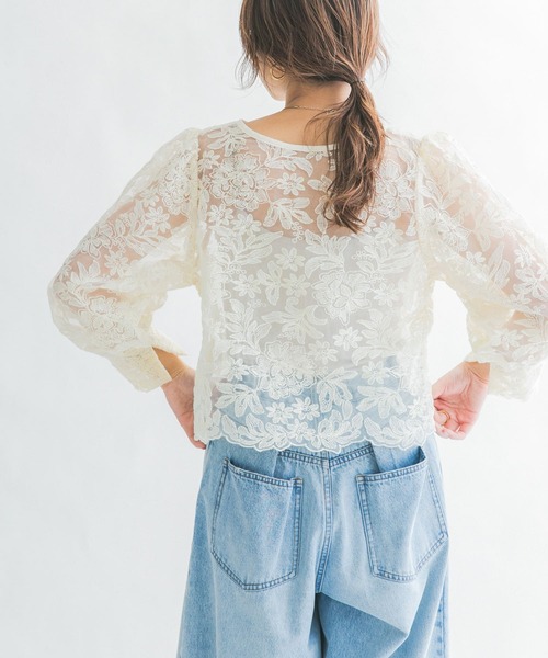 KBF（ケイビーエフ）の「オーガンジーフラワークロップドブラウス（シャツ/ブラウス・レディース・カーキ/ブラック/アイボリー・ONE）」の9枚目の写真