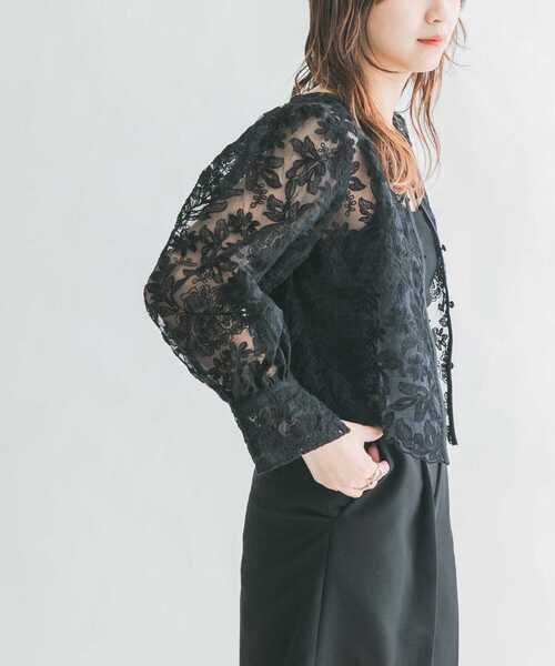 KBF（ケイビーエフ）の「オーガンジーフラワークロップドブラウス（シャツ/ブラウス・レディース・カーキ/ブラック/アイボリー・ONE）」の18枚目の写真