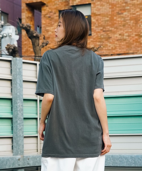 roial(ロイアル)の「DESIGN TEE/ROIAL(ロイアル)半袖Tシャツ(Tシャツ/カットソー・メンズ・ブラック/カーキ/ホワイト/ネイビー・LARGE/MEDIUM/X-LARGE/SMALL)」の6枚目の写真