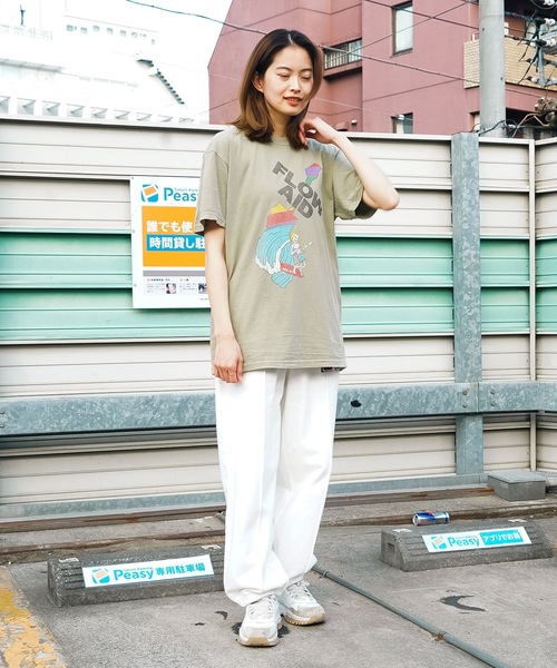 roial(ロイアル)の「DESIGN TEE/ROIAL(ロイアル)半袖Tシャツ(Tシャツ/カットソー・メンズ・ブラック/カーキ/ホワイト/ネイビー・LARGE/MEDIUM/X-LARGE/SMALL)」の20枚目の写真