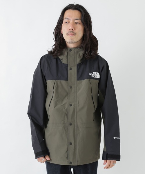 THE NORTH FACE(ザノースフェイス)の「THE NORTH FACE Mountain Light Jacket(ナイロンジャケット・メンズ・ブラック/カーキ・MEDIUM/LARGE)」の5枚目の写真