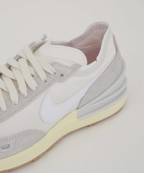 NIKE（ナイキ）の「NIKE/ナイキ ウィメンズ ワッフル ワン ビンテージ（スニーカー・レディース・ホワイト・23/25/24）」の13枚目の写真