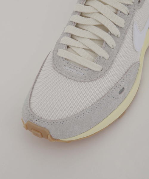 NIKE（ナイキ）の「NIKE/ナイキ ウィメンズ ワッフル ワン ビンテージ（スニーカー・レディース・ホワイト・23/25/24）」の14枚目の写真