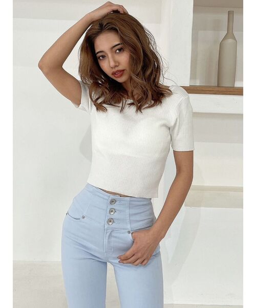 GYDA（ジェイダ）の「バックオープンSymmetryニットTOPS（ニット/セーター・レディース・オフホワイト/ブラック/その他1/オレンジ・FREE）」の18枚目の写真