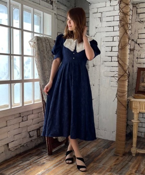 axes femme（アクシーズファム）の「襟付クラシカルジャガード