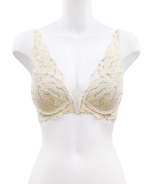 ANNEBRA(アンブラ)の「Vintage デコルテレースモールドカップブラジャー(ブラジャー・レディース・ベージュ/グレー・F70/B70/C70/E70/C80/E80/F75/D75/G75/G70/D80/D70/B75/C75/E75)」の5枚目の写真