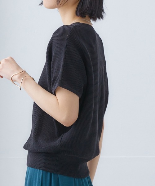 nissen（ニッセン）の「【UVカット・遮熱】洗える半袖ボートネックドルマンニット（ニット/セーター・レディース・ブラック/ライトグレー/ターコイズブルー/グリーン系/ロイヤルブルー/オフホワイト・L/LL/S/M）」の9枚目の写真