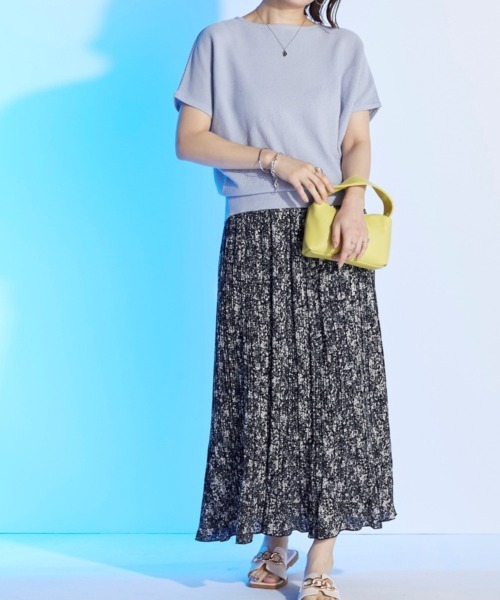 nissen（ニッセン）の「【UVカット・遮熱】洗える半袖ボートネックドルマンニット（ニット/セーター・レディース・ブラック/ライトグレー/ターコイズブルー/グリーン系/ロイヤルブルー/オフホワイト・L/LL/S/M）」の17枚目の写真