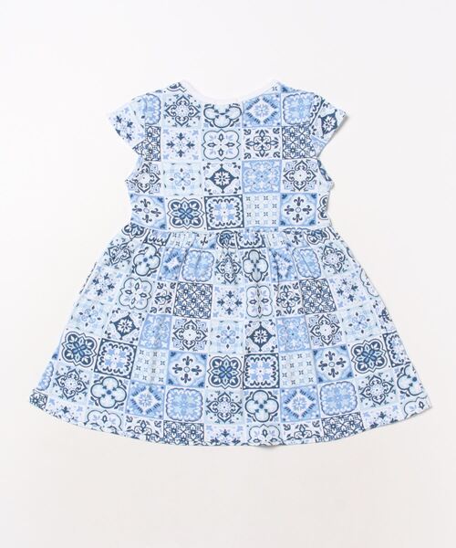 BeBe(ベベ)の「BeBe/【お揃い】タイル柄プリントワンピース(90~150cm)(ワンピース・キッズ・ブルー系その他・100/90/130/140/120/150/110)」の9枚目の写真