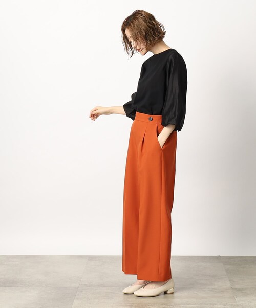 grove（グローブ）の「◆ブラウスライクなお袖のバルーンが可愛い！1枚で着映えするデザインカットソー（Tシャツ/カットソー・レディース・オフホワイト/ブルー/ブラック・02/03/01/05/04）」の19枚目の写真