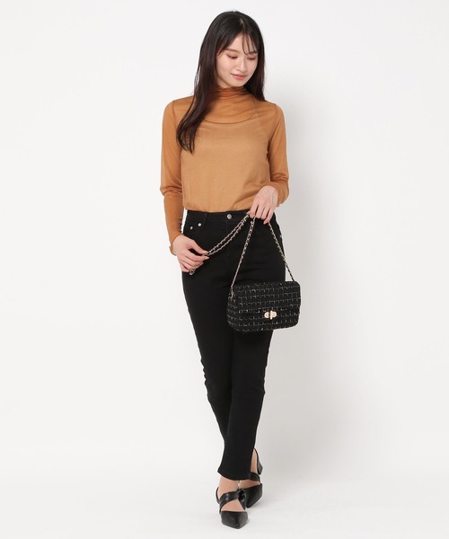 mysty woman（ミスティウーマン）の「シアーラメハイネックインナー　977533（Tシャツ/カットソー・レディース・アイボリー/チャコールグレー/ブラウン/オレンジ/ブルー系その他・FREE）」の9枚目の写真