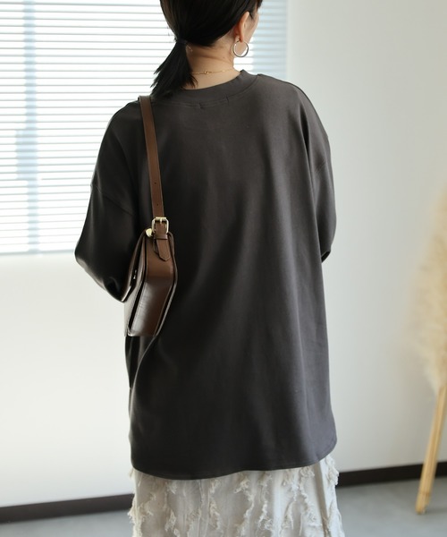 ap retro（アプレトロ）の「【ap retro basic】クルーネックTシャツ / ロンT / 長袖T（Tシャツ/カットソー・レディース・オフホワイト/チャコールグレー/ライトグレー/ブラック・FREE）」の9枚目の写真