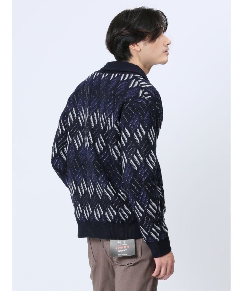 m.f.editorial(エムエフエディトリアル)の「【裏地付き ウォッシャブル】m.f.エディトリアル メンズ 配色ダイヤ柄 ショールカラーニットアウター(カーディガン/ボレロ・メンズ・ネイビー/ブラック・LARGE/MEDIUM)」の14枚目の写真