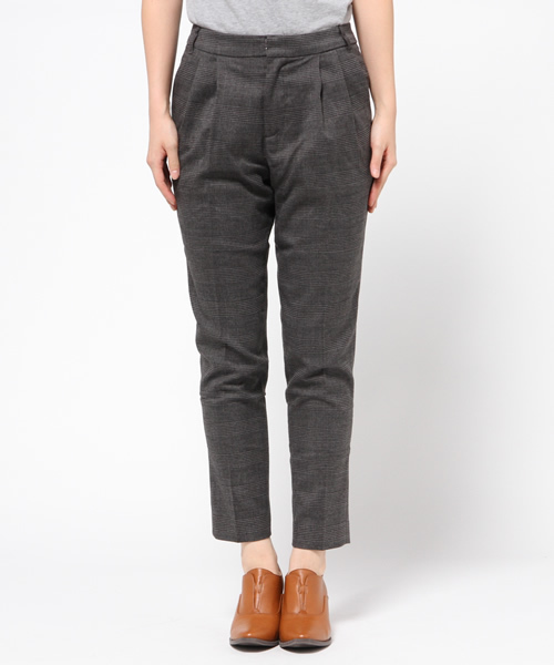 earth music&ecology(アースミュージックアンドエコロジー)の「グレンチェックタックテーパードパンツ(その他パンツ・レディース・アイボリー/グレー・MEDIUM/SMALL)」の10枚目の写真