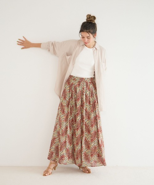 BAYFLOW(ベイフロー)の「2WAYスタンダードシャツ(シャツ/ブラウス・レディース・ブルー/カーキ/グレイッシュベージュ/ラベンダー・FREE)」の6枚目の写真