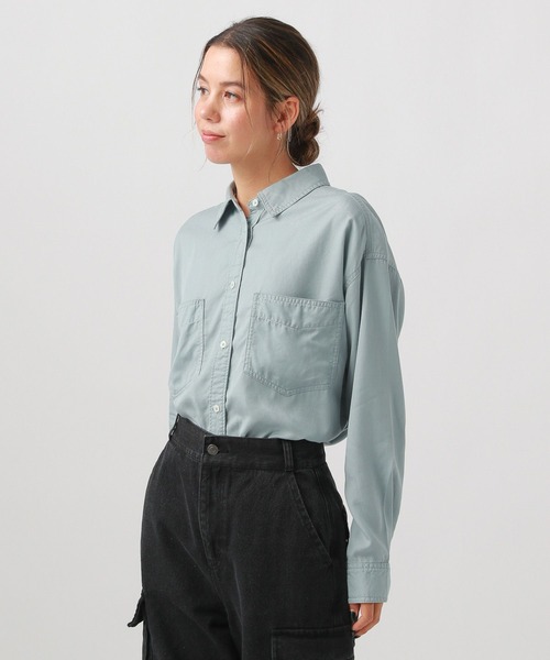 BAYFLOW(ベイフロー)の「2WAYスタンダードシャツ(シャツ/ブラウス・レディース・ブルー/カーキ/グレイッシュベージュ/ラベンダー・FREE)」の15枚目の写真