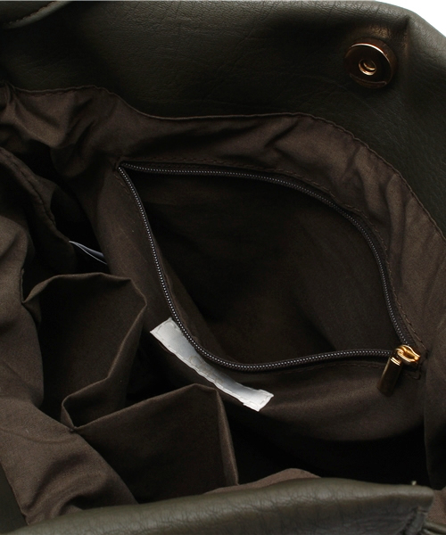 Chico（チコ）の「【who's who Chico】サイドタッセルショルダー（ショルダーバッグ・レディース・カーキ/ベージュ/ブラック・FREE）」の14枚目の写真