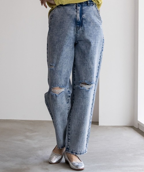 Mac-House（マックハウス）の「GOOD CREW グッドクルー ダメージワイドデニム（デニムパンツ・レディース・ケミカルウォッシュ/サックスブルー系・S/M/L）」の2枚目の写真